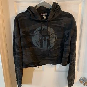 Spartan Cropped Camo hoodie - Size L
